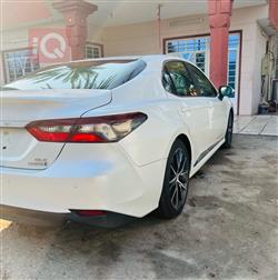 تۆیۆتا کامری